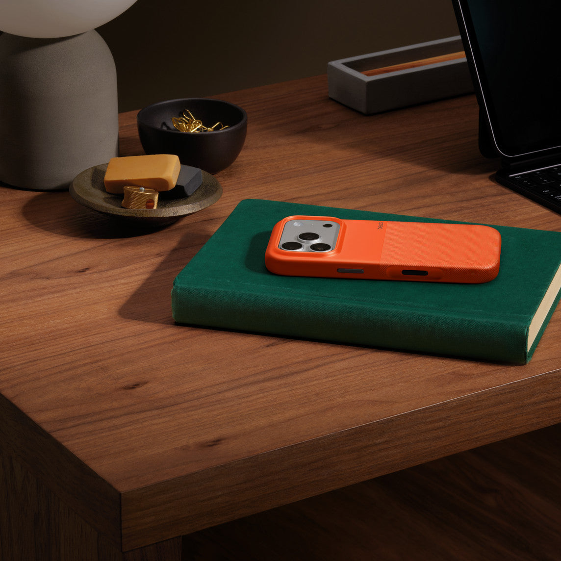 Coque Beats Rugged pour iPhone 17 Pro - Orange